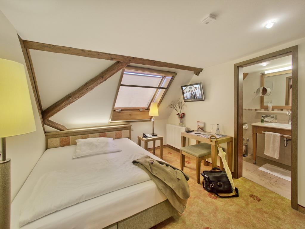Landgasthof Adler Rammingen ภายนอก รูปภาพ